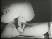 Very Vintage Pussy Stuffing Video With A Horny Retro Girl And Her Lover With A Long Cock