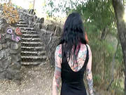 Outdoor Blowjob By Emo Babe