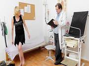 Mature Spreads For A Gyno Exam