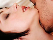 Horny Dude Pleasing His Beautiful Girlfriend In The Hotel