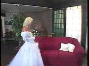 Spanked After Her Wedding F70
2400