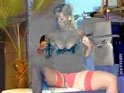 Super Blonde Fucks In Gym
2401