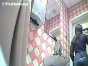 Pisshunt 77