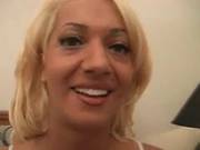 Hot Blonde Girl
4100