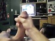 Horny Dude Is Jerking Off On His Filthy Amateur Gf