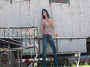 Brunette Teen Fucking In Outdoors
