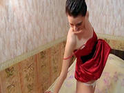 Amazing Chick Shows Off In Nasty Solo