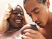 Voluptuous Hot Blooded Black Whore Gets Her Pussy Eaten By Rapacious Dude