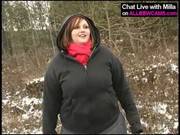 Fat Amateur Plays With Pussy In The Snow