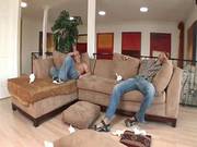 Mexican Chick Getting Drilled By 2 Dudes
3200