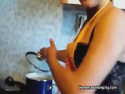 Amateur Teen Gf Sucking Cock