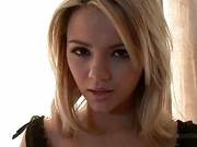 Innocent Looking Blonde Hottie Gets Her Putz Rammed Hard