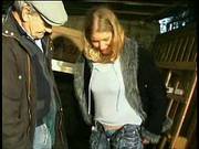 Papy Voyeur Jeune Voisine
2811