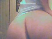   Amateur Shows Ass On Cam