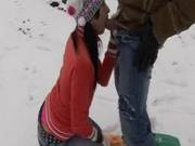 An Amateur Sucks Her Boyfriend Out On The Slopes