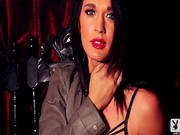Sensual Burnette Likes To Play Naughty