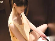 Coed Pussy Masturbation With Bidet -4