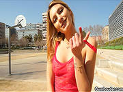 Slim Beauty Enjoys Deep Penetration