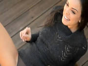 Woman Rubbing The Clit Behind The House -3