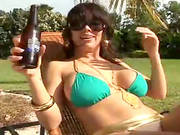 Busty Cougar Is Getting Her Snatch Pumped  Outdoors