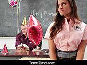 Cum Open Your Gift, Coach!