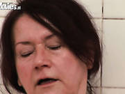 Three Kinky Momas  Play With  Tits And Pussies In The Small Pool