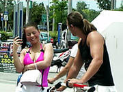 Sporty Busty Brunette Veronica Seduces A Dude To Get Her Pussy Licked